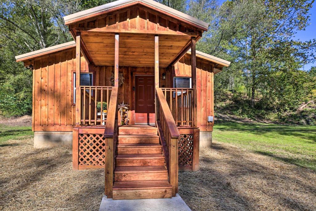 Quiet Beattyville Cabin with Hiking, Less Than 1 Mi to Town!
